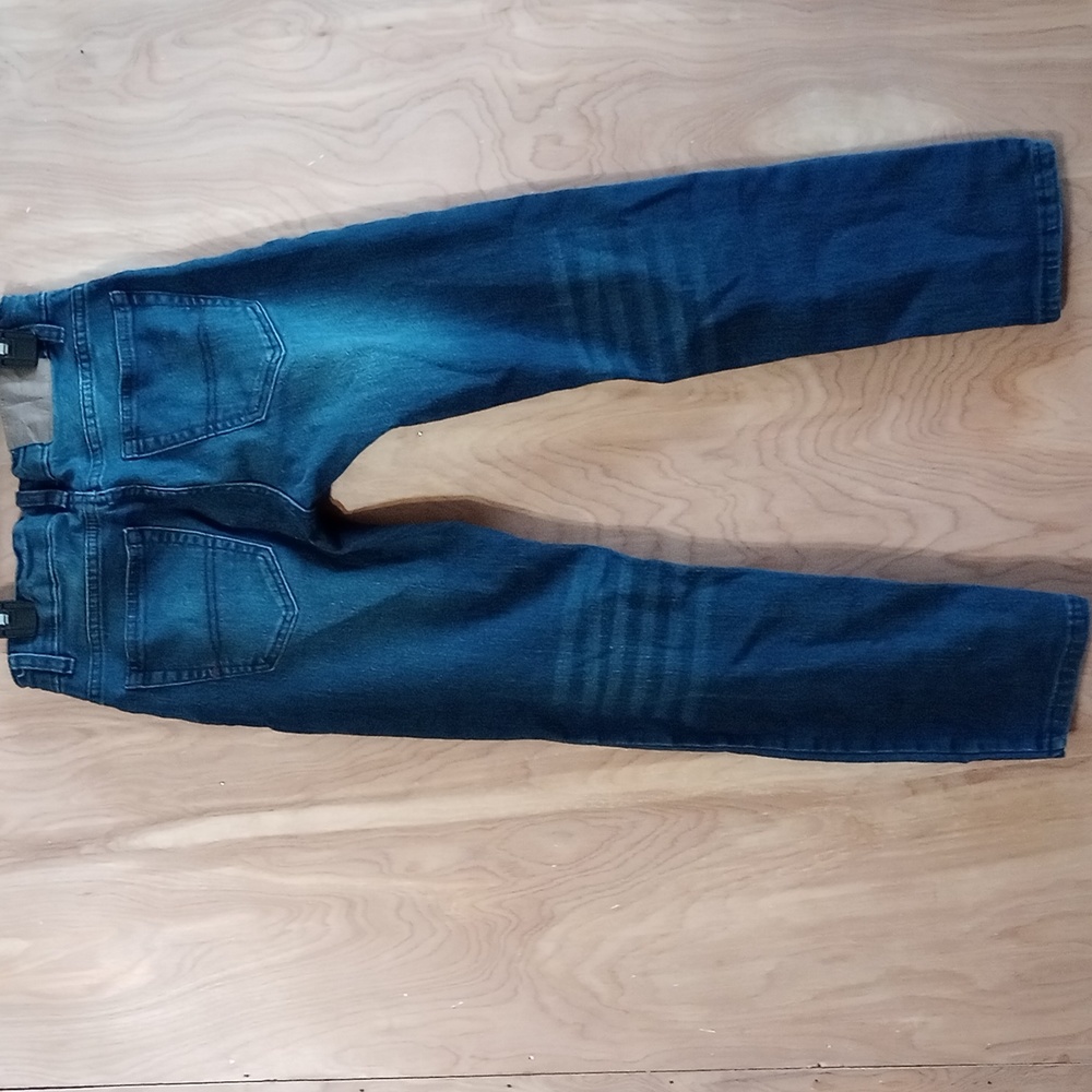 Jeans - Picture 2 of 4